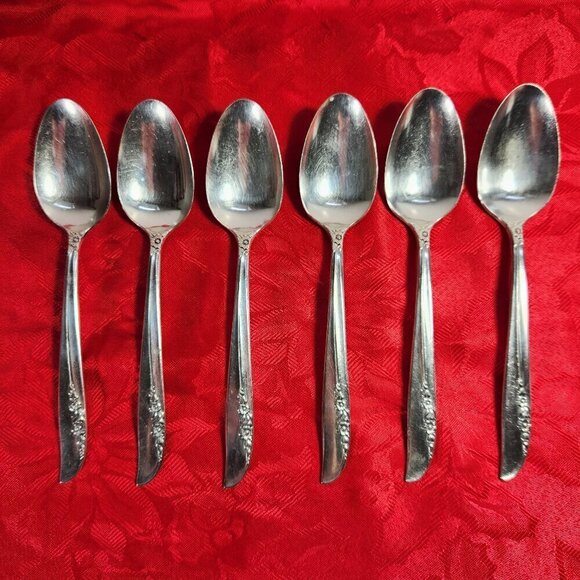 Vintage 1881 Rogers Oneida Lilac Time Oval Tablepoon Set of 6 Silverplate - Picture 1 of 14